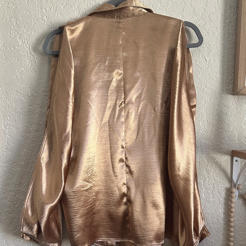 Donna Karan Gold Metallic Blouse - Picture 6 of 7